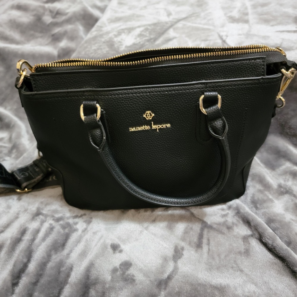 Nanette Lepore Crossbody Women Black Gold NWMF Pebbled Vegan Leather M938
